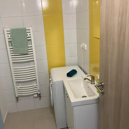 Apartment V Raji *
