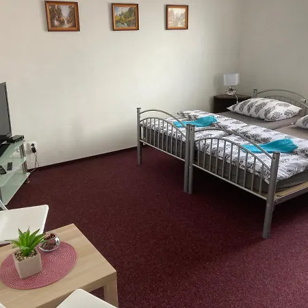 V Raji Zdar (Mlada Boleslav)